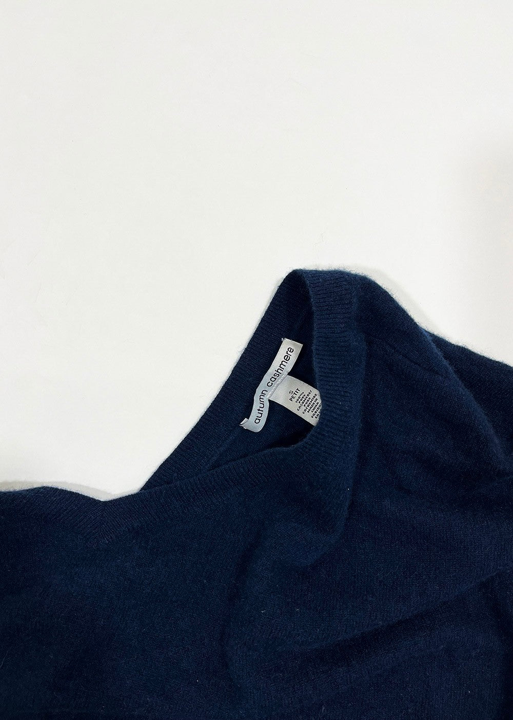 Reversible V-Neck Navy Sweater / Size S