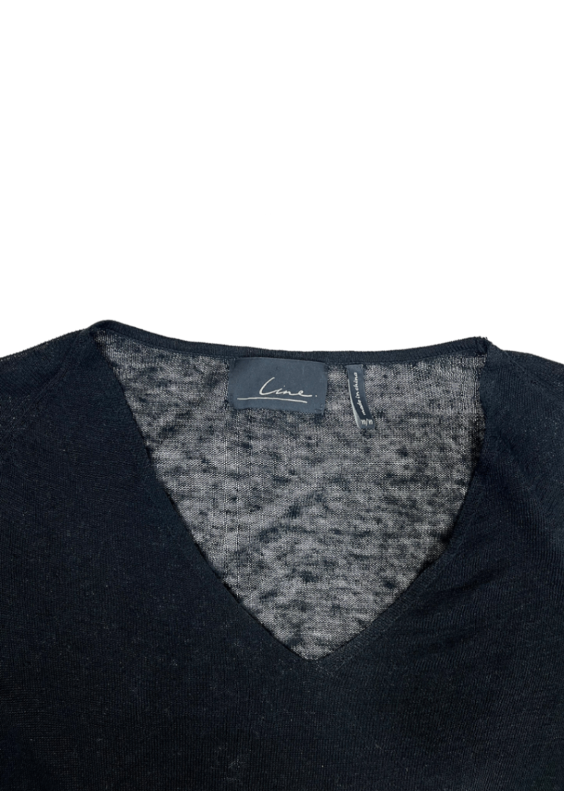 V-Neck Sweater Black / Size M
