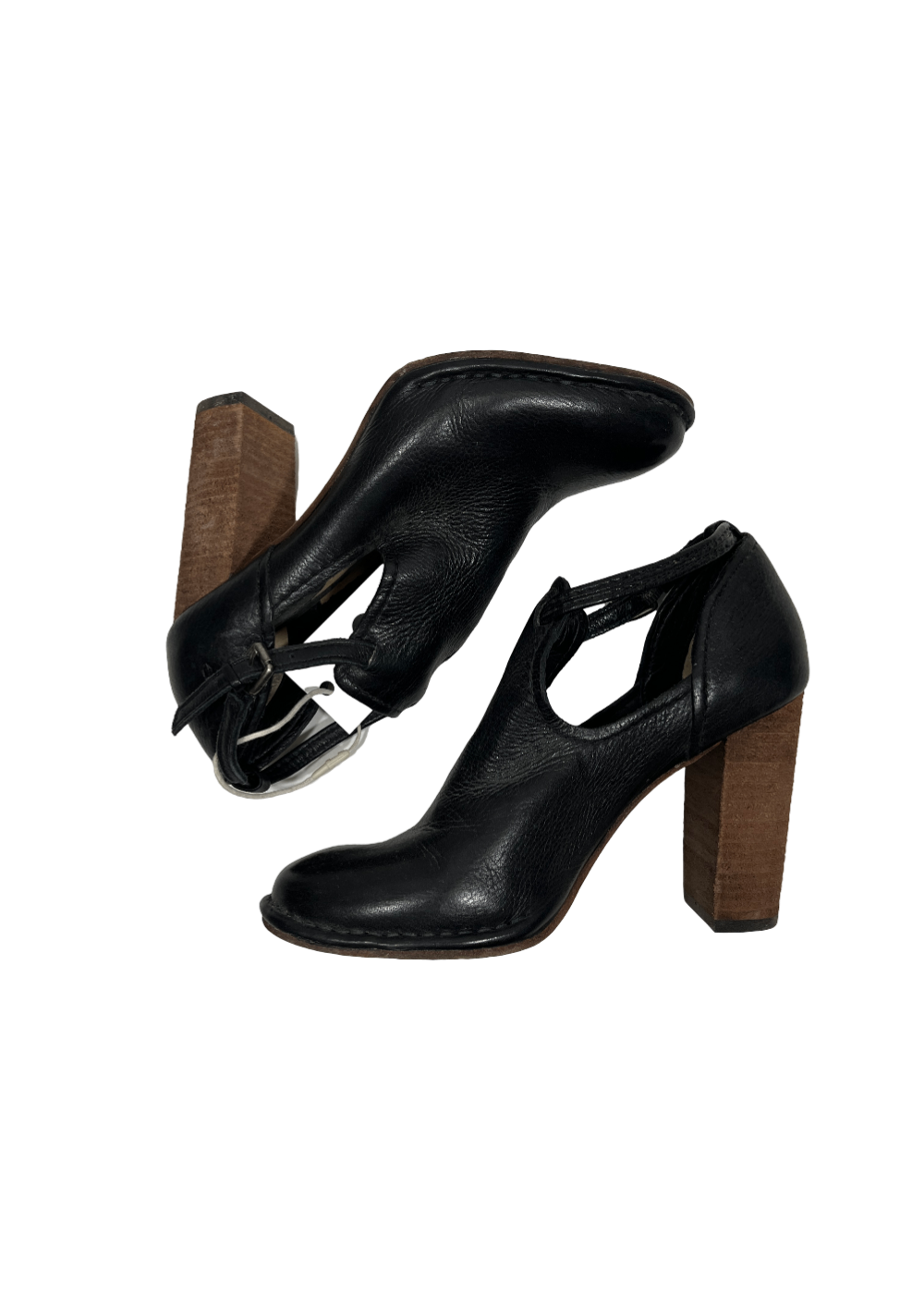Margaret Shootie Black Leather / Size 7.5