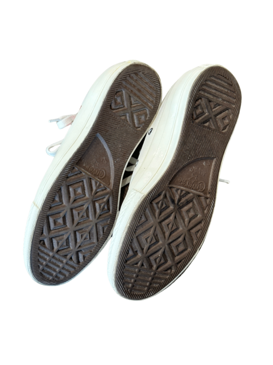 Comme des Garçons Play Converse Low Sneakers Ivory / Size 7W