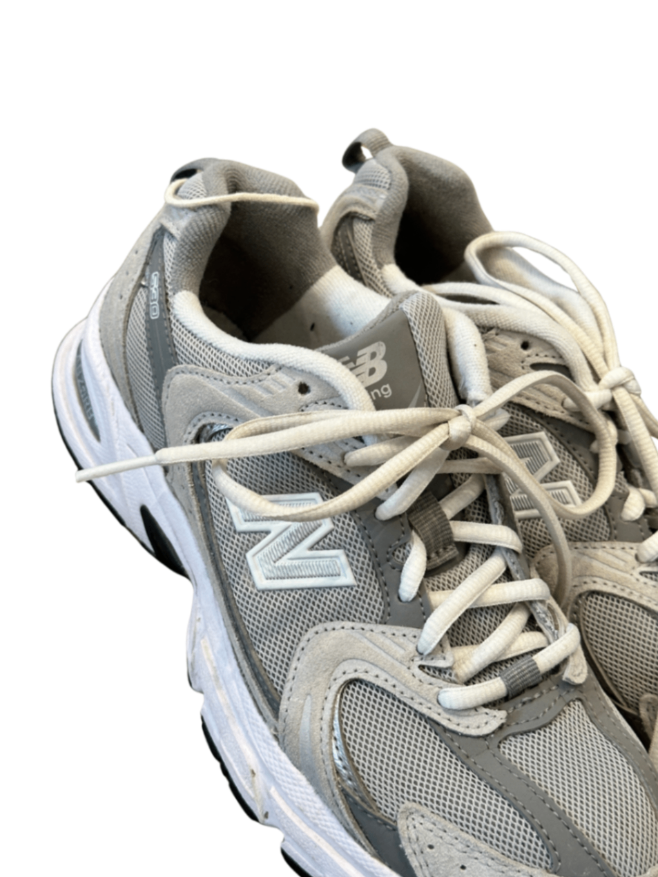 Women's New Balance 530 Sneakers Raincloud / Size 6.5