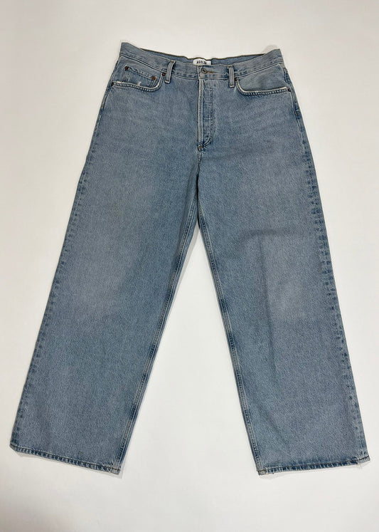 Low Slung Baggy Light Wash Jean / Size 30