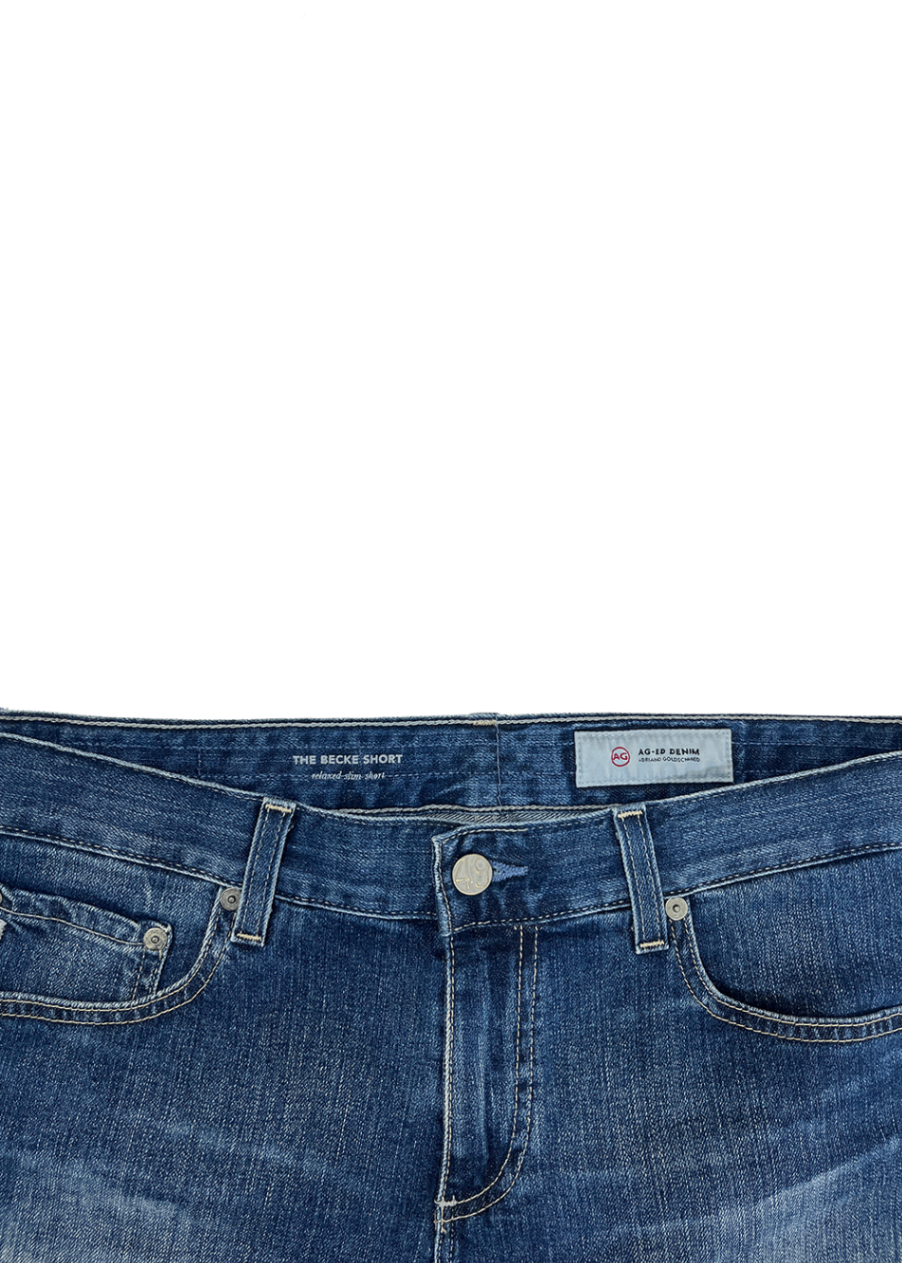 Becke Relaxed Cut-Off Denim Short / Size 28
