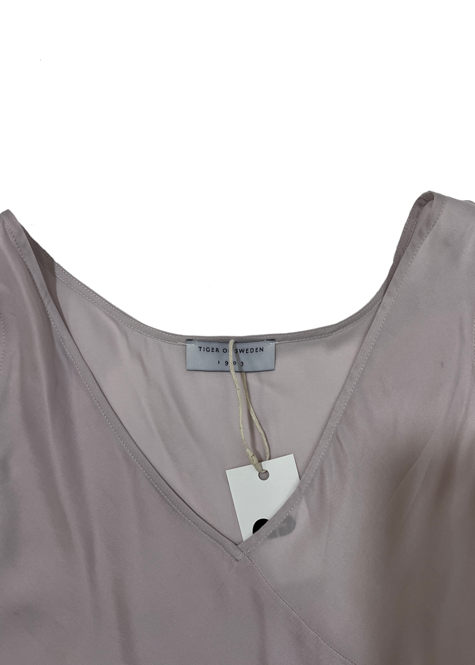 Satin V-Neck Top Pink / Size 38