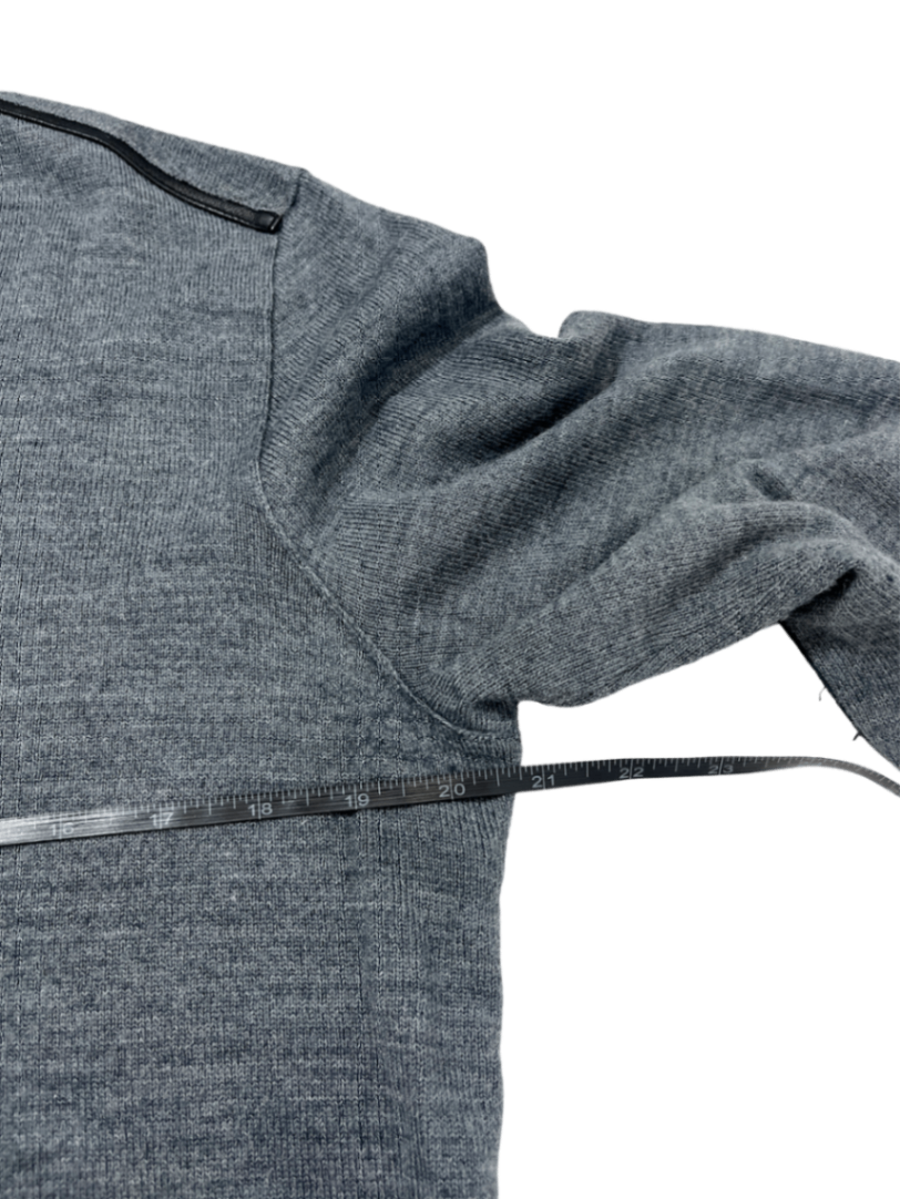 Grey V-Neck Sweater w/ Leather Trim / Size M