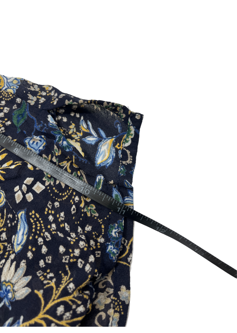 V-Neck Blouse Blue Paisley / Size 38