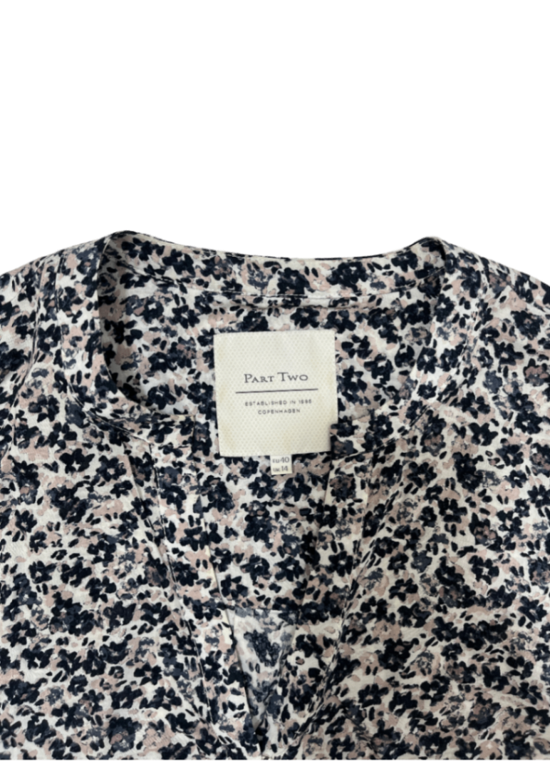 V-Neck Floral Blouse / Size 10