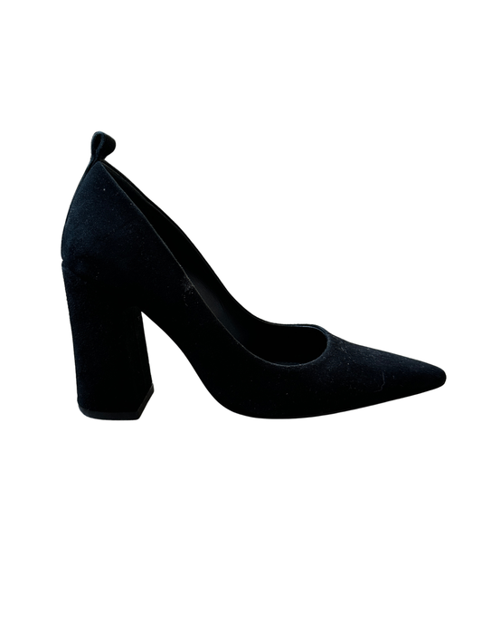 Sai Suede Pump Black / Size 7