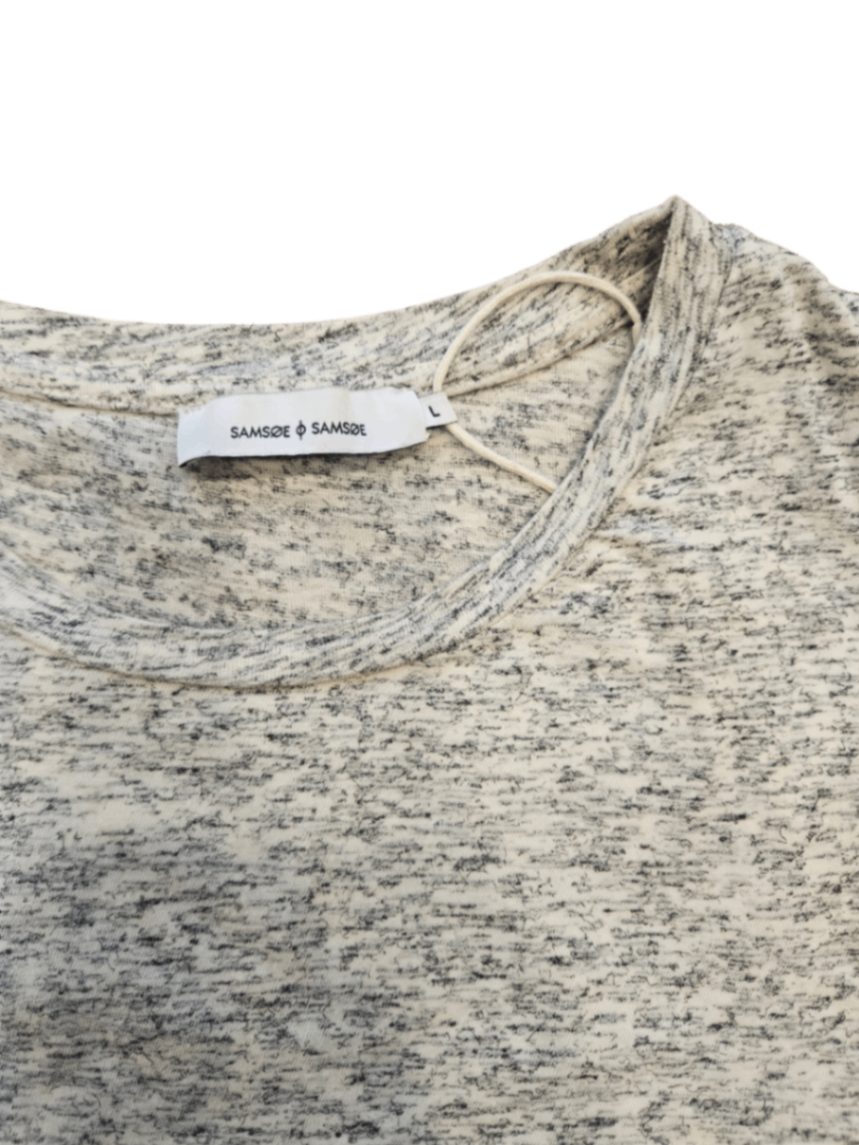 White/Black Marled T-Shirt / Size L