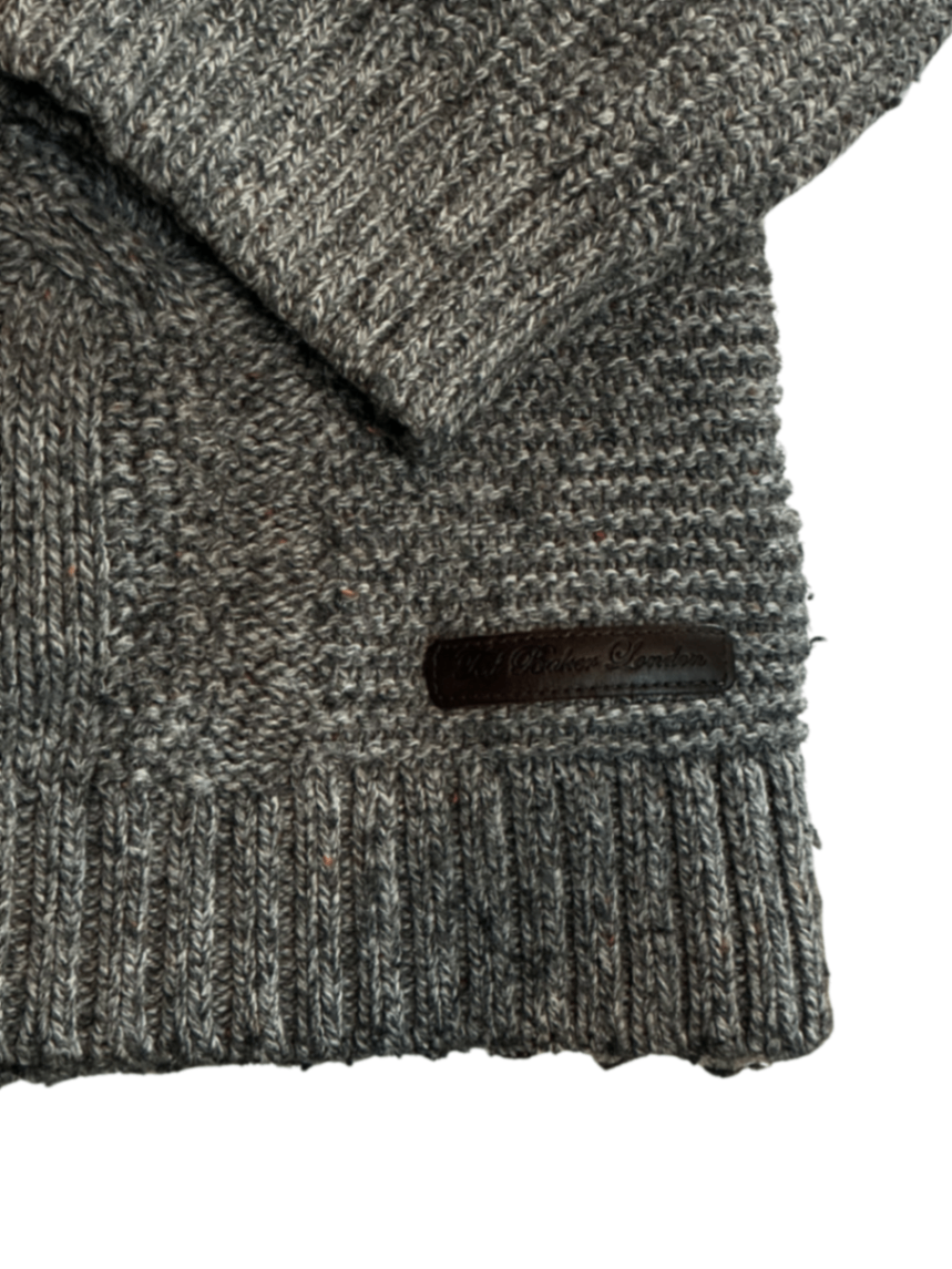 Trilogy Sweater Grey / Size 4