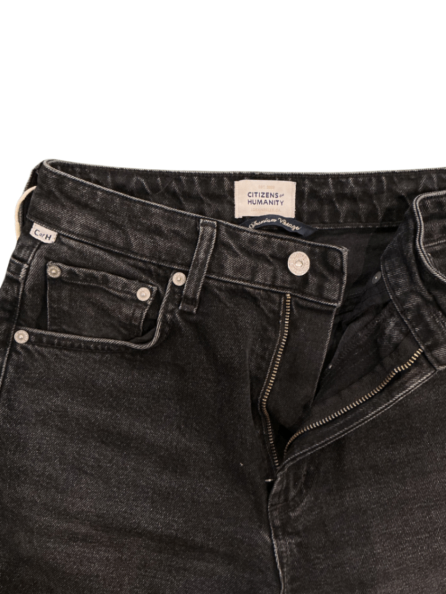 Zurie Straight Jean Washed Black / Size 24