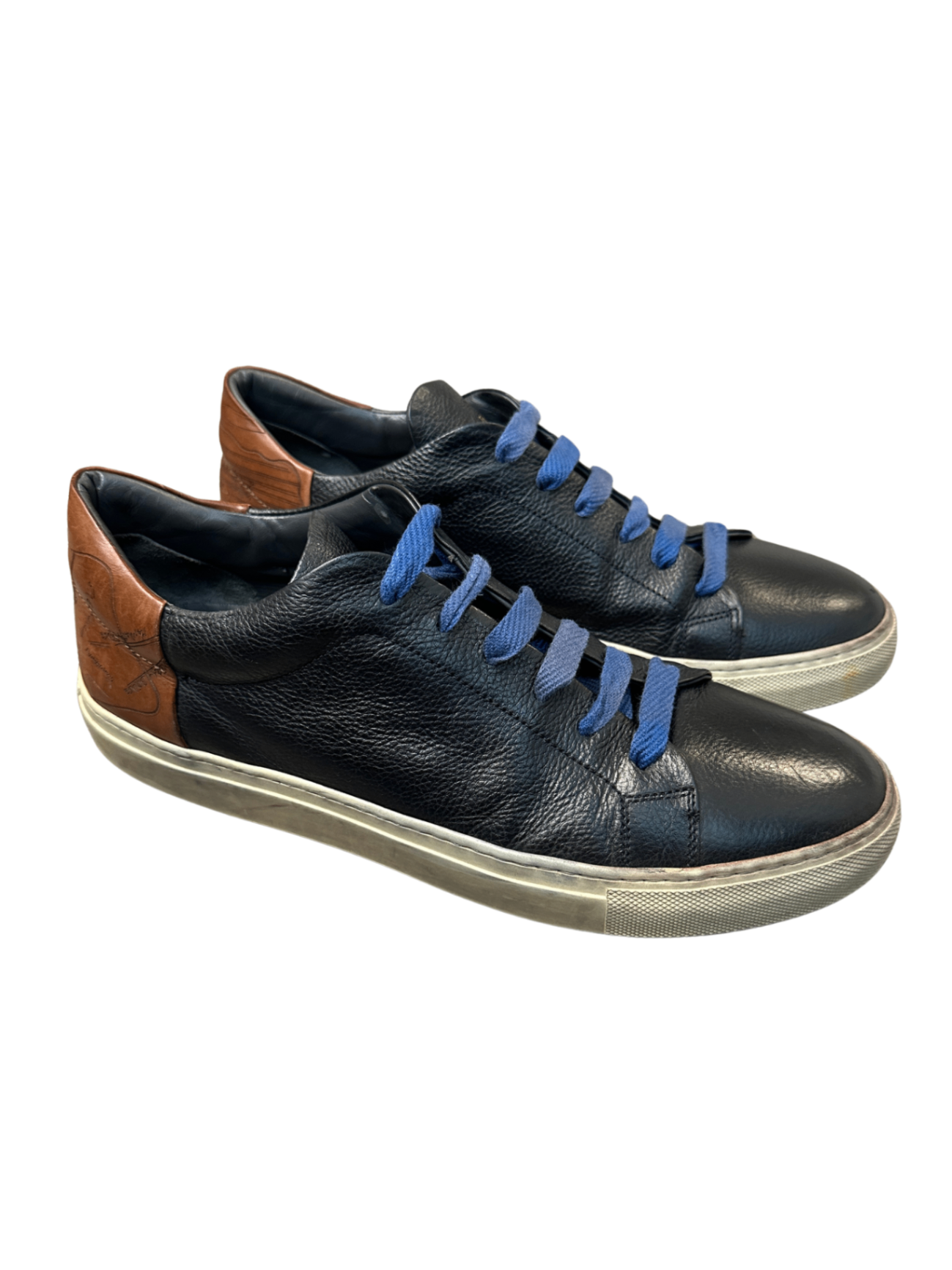 NYC Engraved Leather Sneaker Black/Tan / Size 8