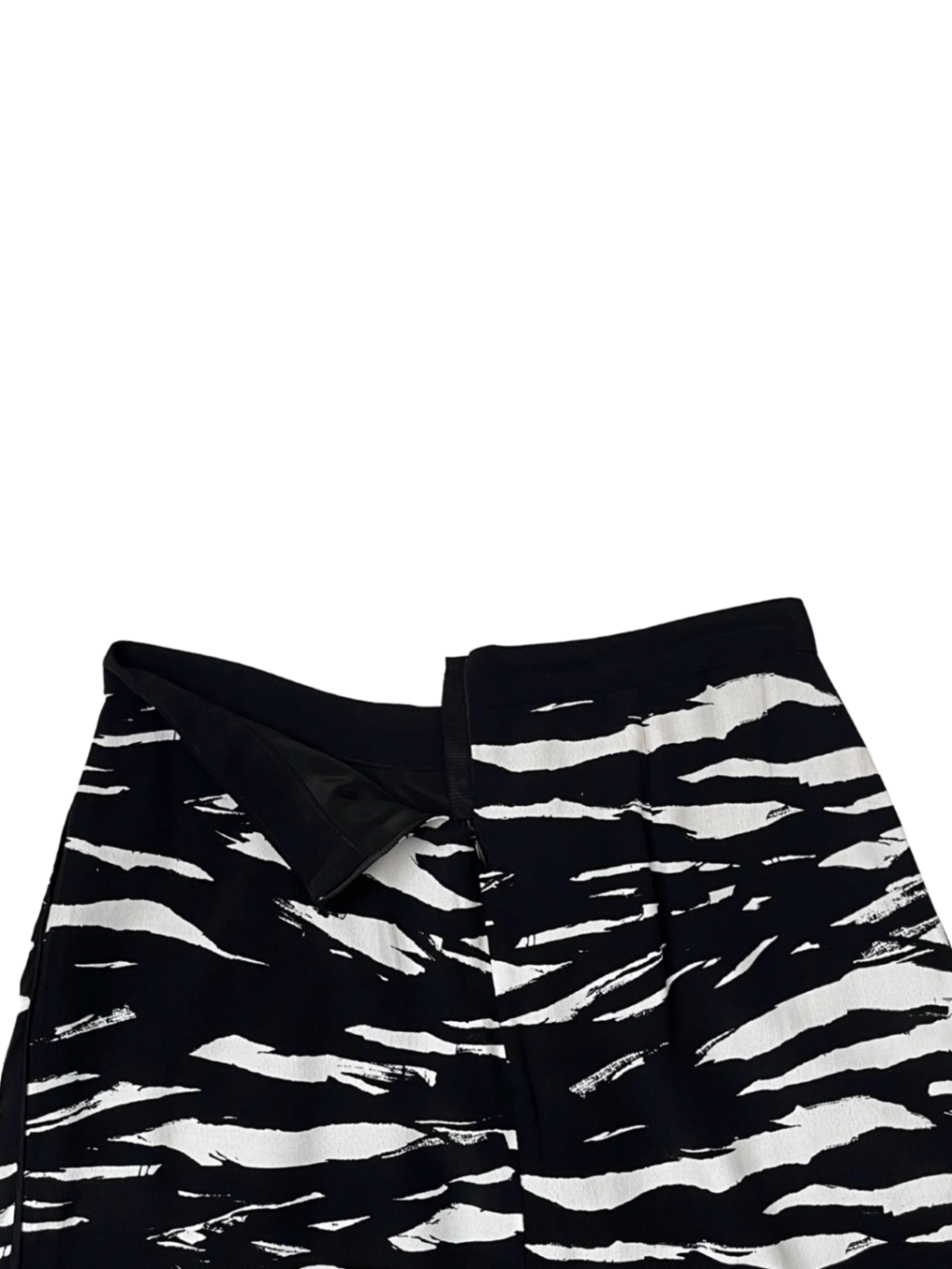 Hikas Black/White Printed Skirt / Size 34