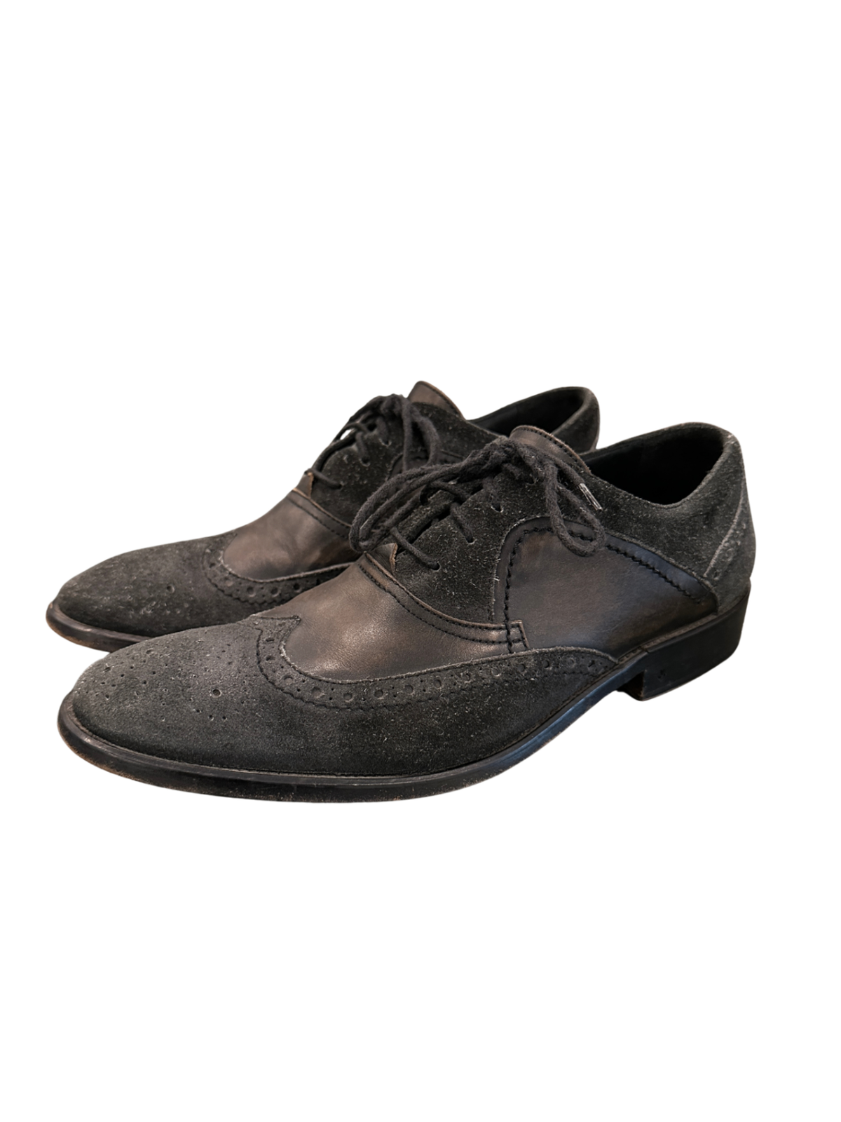 Two-Tone Distressed Wingtip Brogues / Size 8