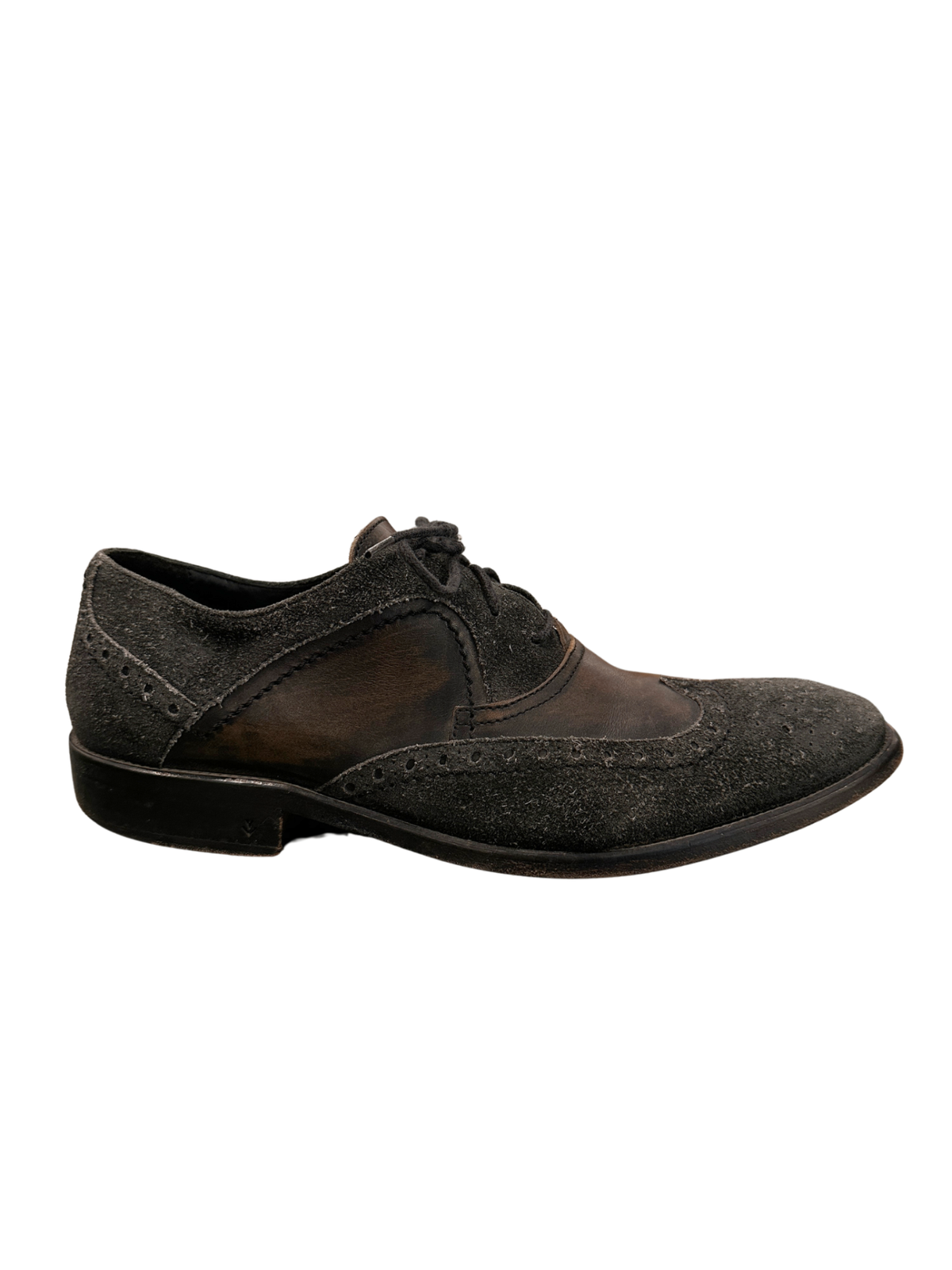 Two-Tone Distressed Wingtip Brogues / Size 8