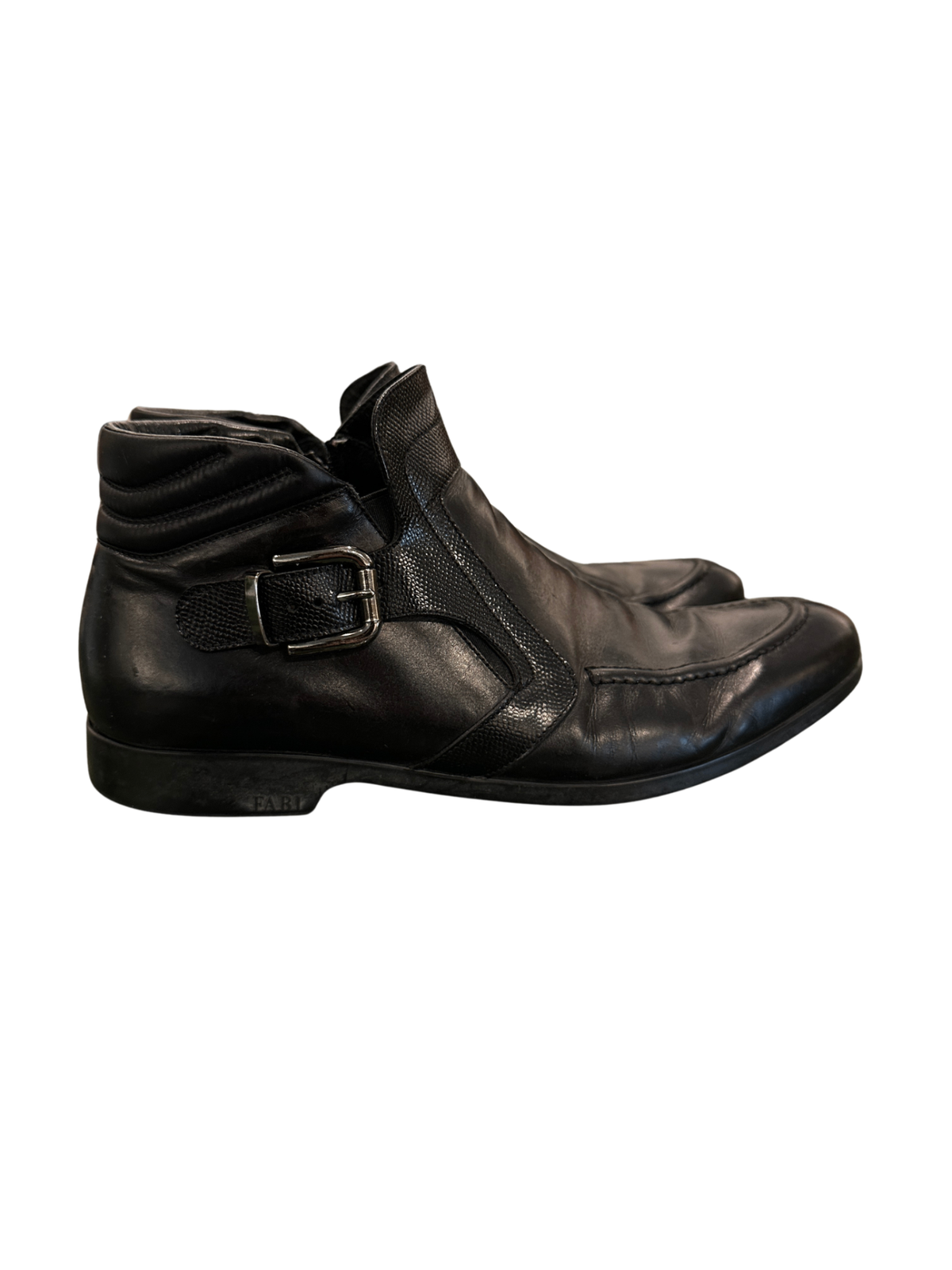 Buckled Leather Ankle Boots Black / Size 40