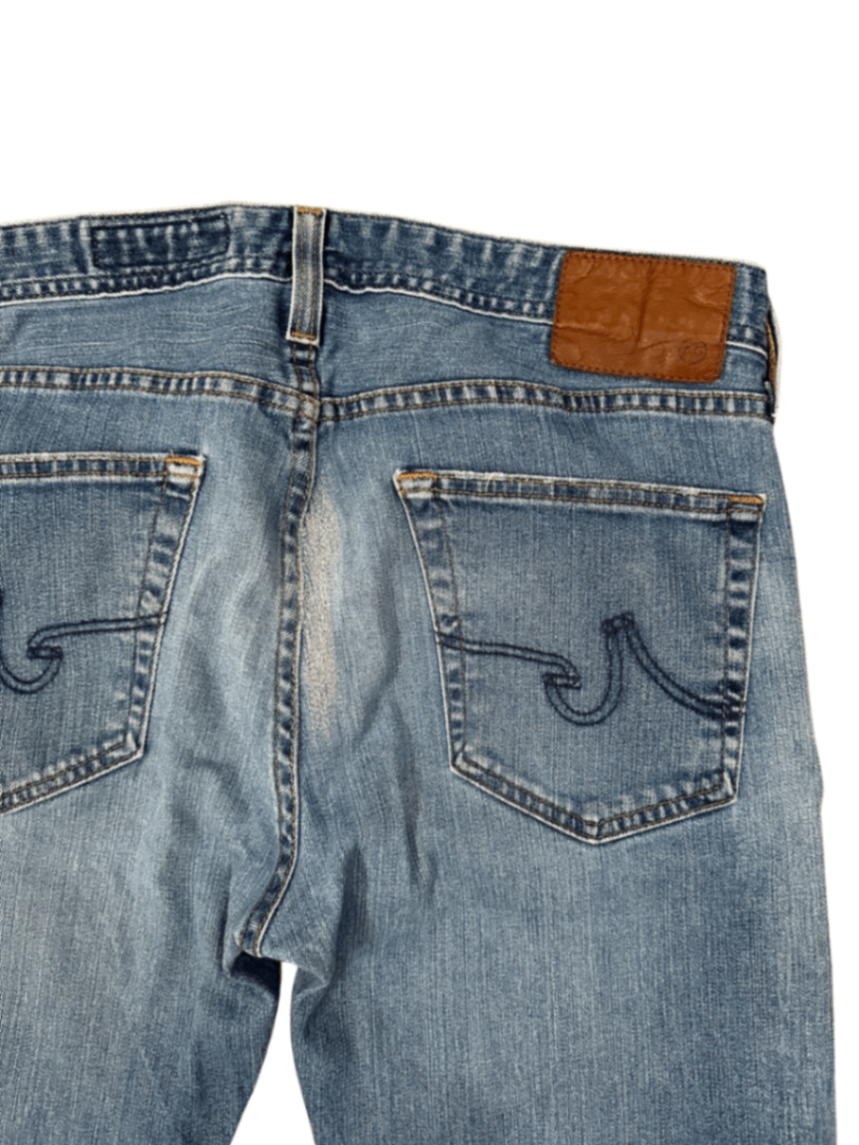 The Matchbox Slim Straight Light Wash / Size 33