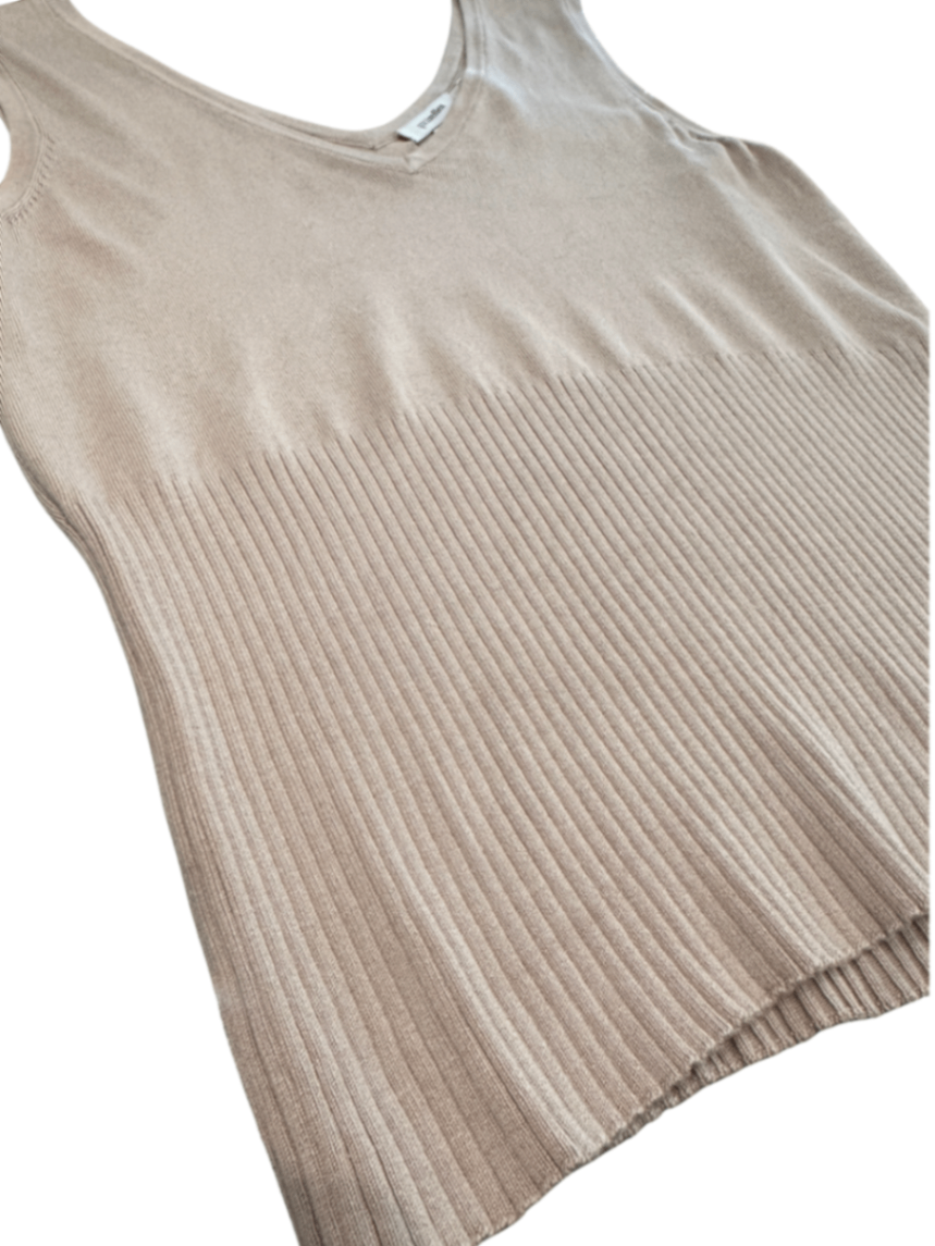 Knit V-Neck Top Beige / Size S